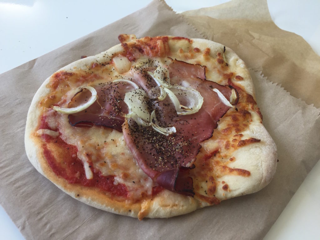 sugar down bakery ham pizza