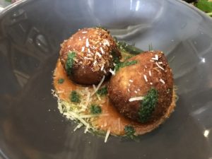 travellers-rest-bolognese-arancini